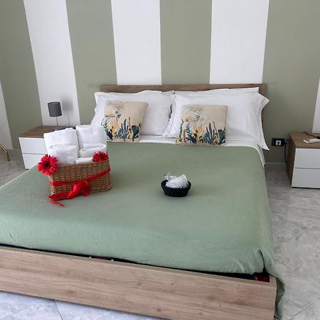 Bed and Breakfast Antica Torre dell'Orologio Canosa di Puglia Esterno foto